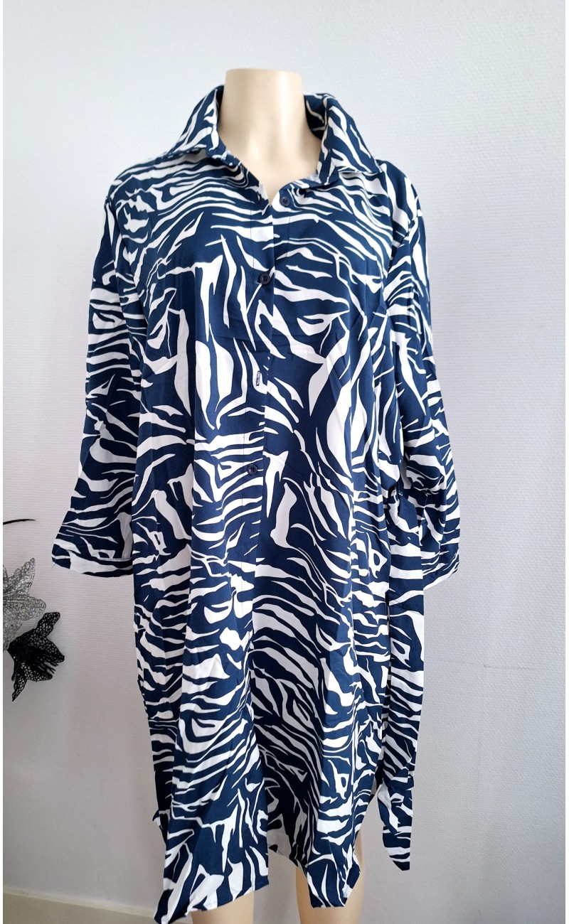 robe chemise bleu /blanc avec motifs zèbre