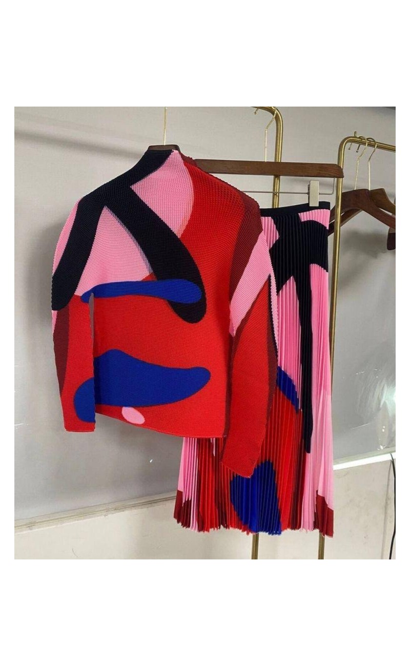 folded set, multi coloured with red accent, long sleeves