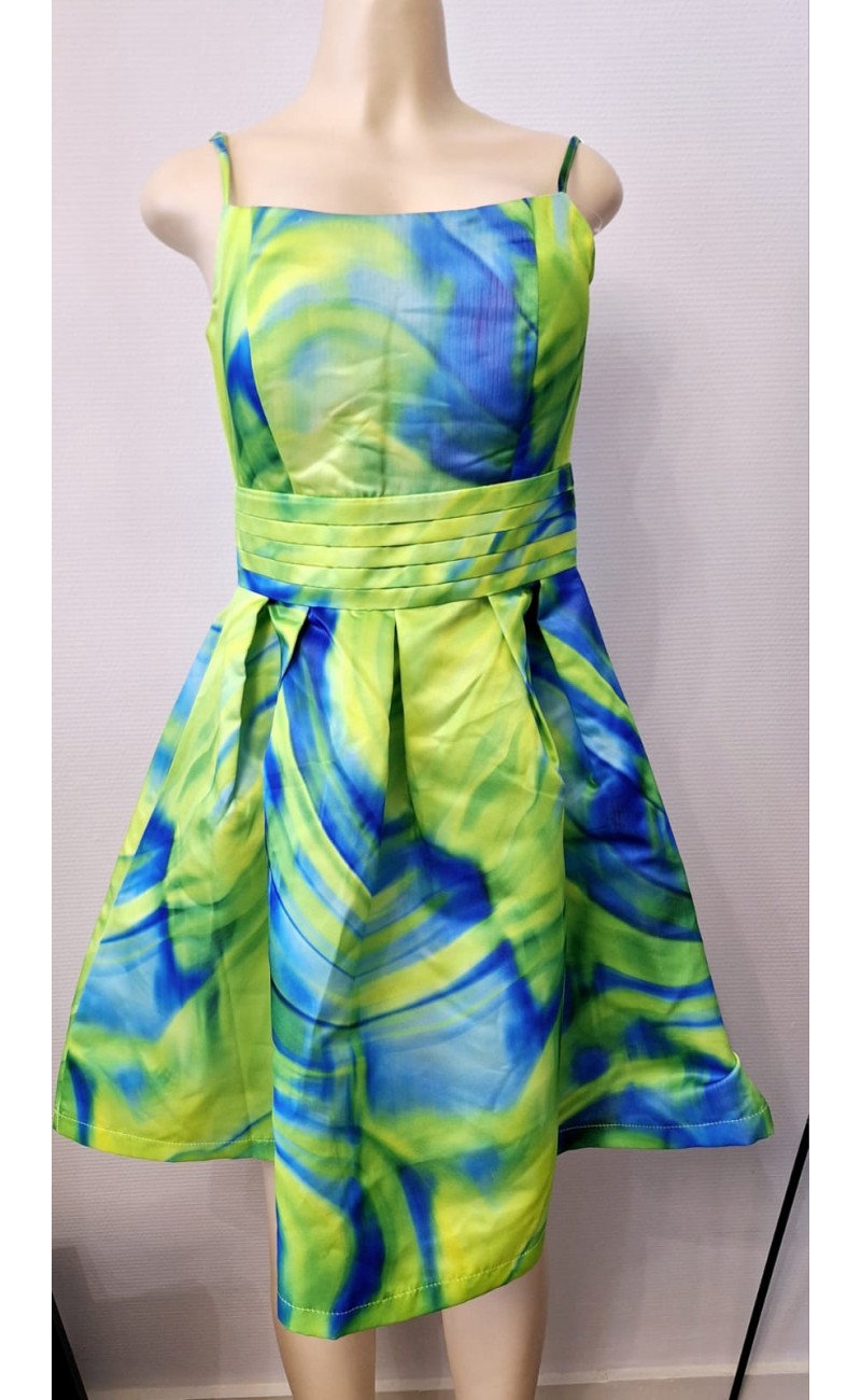 green dress with blue accent