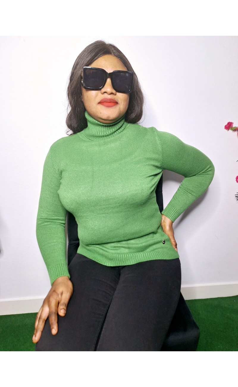 Pull col roulé vert