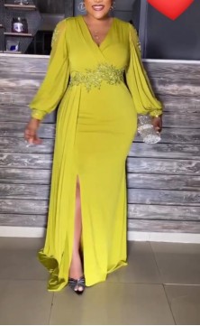 Robe de soirée jaune avec...