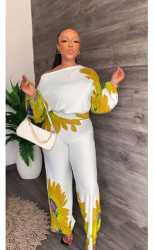 Ensemble blanc moulant...