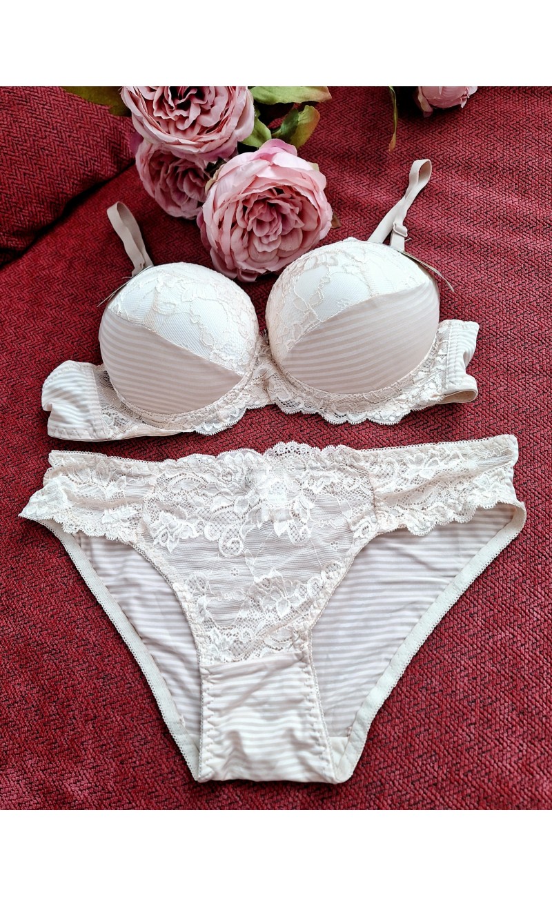 White set of ladies underwear size B
