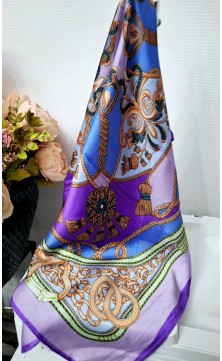 PETIT FOULARD AVEC FOND BLEU
