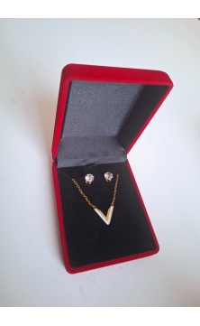 Coffrets Bijoux  Boucles et Chaines En Plusieurs Motifs