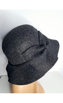 Chapeau Noir Avec Noeux