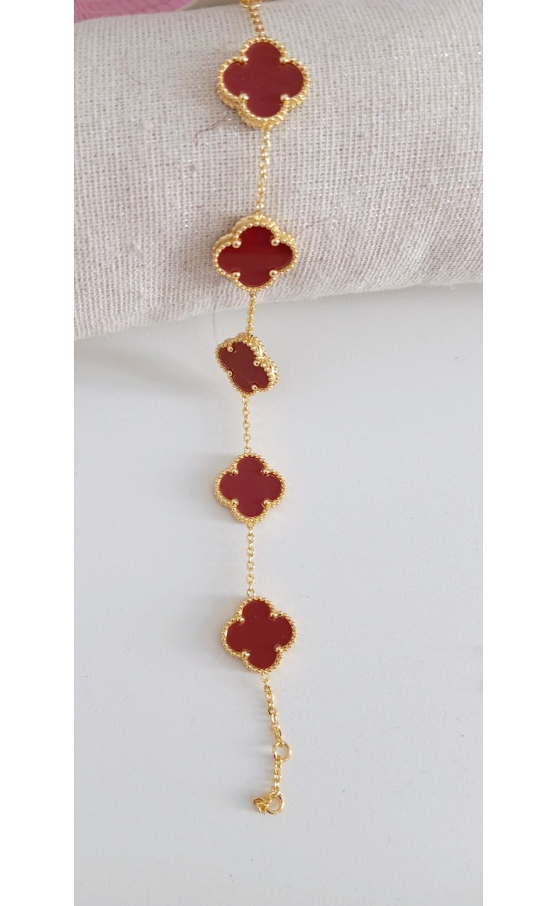 Bracelet with red flowers