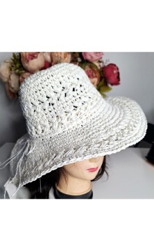 Light grey hat