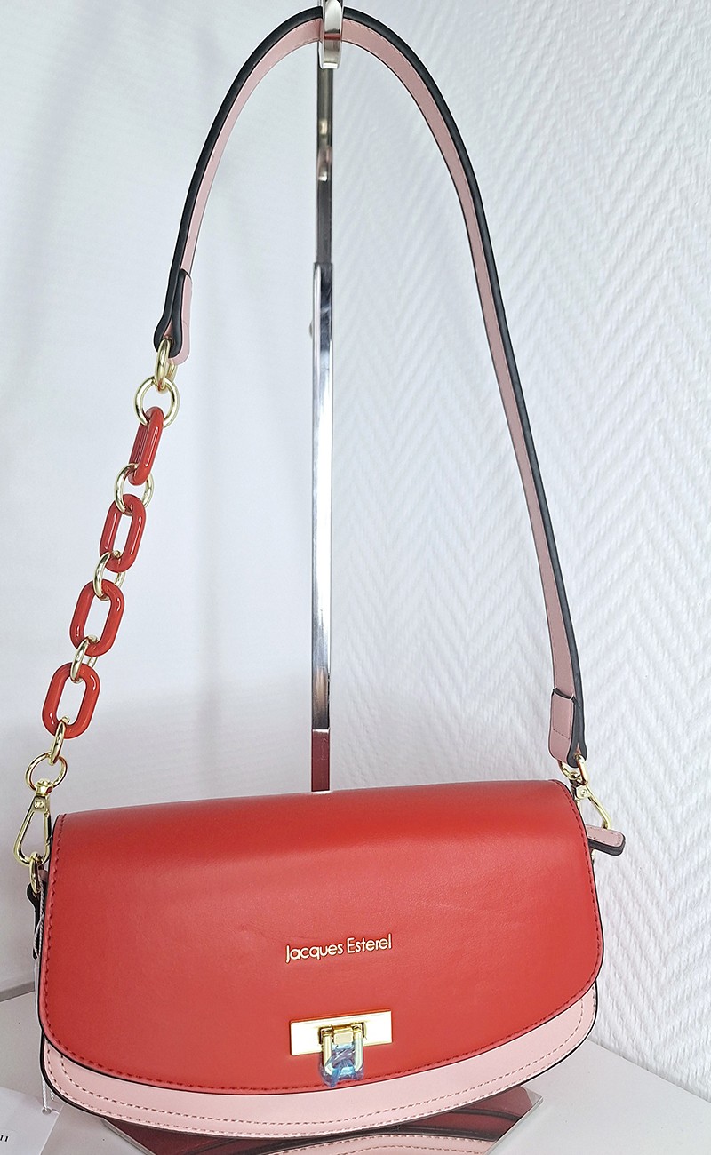 Red/pink handbag