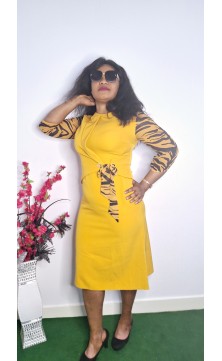 Yellow dress with sleeves and button in leopard design
