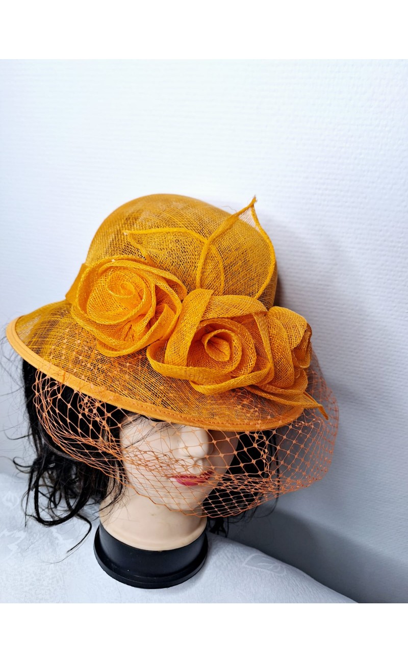 chapeau de cérémonie  orange avec voile