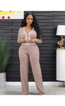ensemble pull marron clair